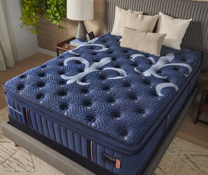 Stearns & Foster® Lux Estate Elite Medium Euro Pillow Top Mattress