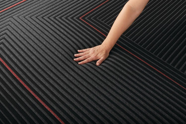 Beautyrest-Black®-Hybrid-CX-Class-13.5"-Medium Mattress-Mattress Overstock-Lexington-Georgetown-London-Somerset-Kentucky-cover