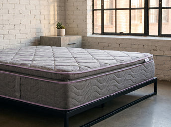 Jamison Sleep Response Lyric mattress, side profile showing the mattress height
